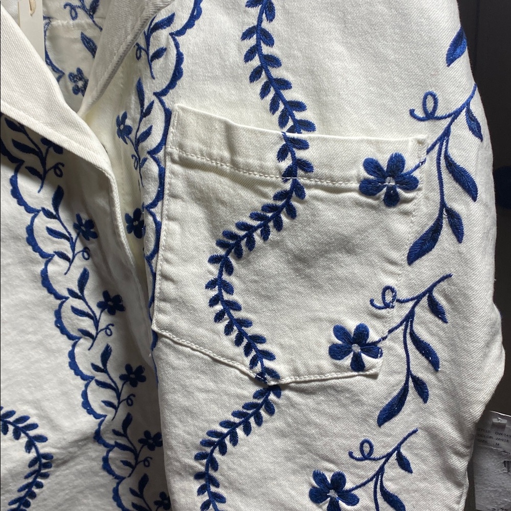 DRIFTWOOD White with Blue Embroidered Denim Top - Picture 4 of 6
